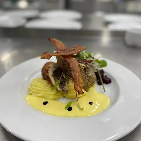 Anton By Dns 3* Pruszków