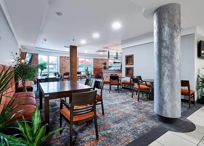 Anton By Dns Pruszków